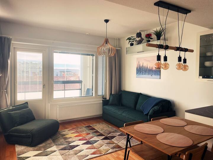 Stylish Downtown Home With Sauna & Skyline View - Rovaniemi