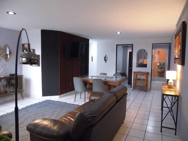 Departamento Rojo Gomez - Nezahualcóyotl