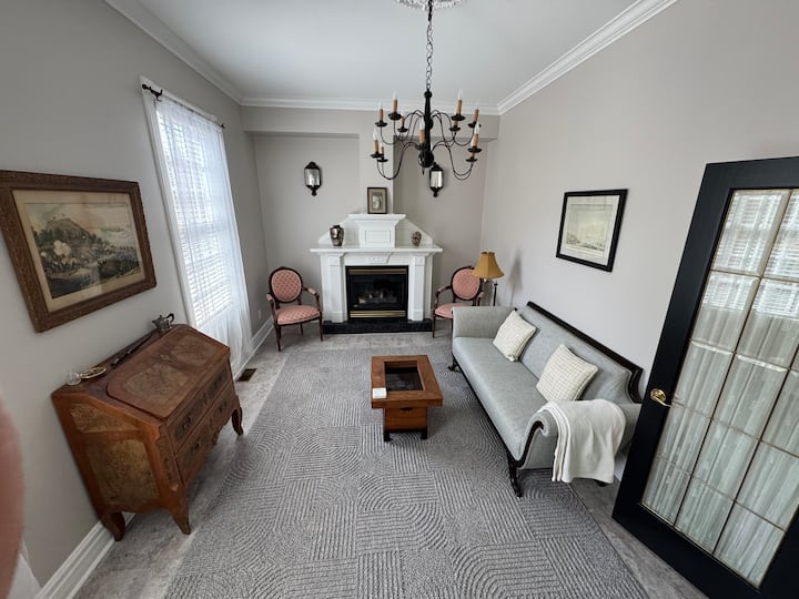 The Georgian On King-the Branson - Niagara-on-the-Lake