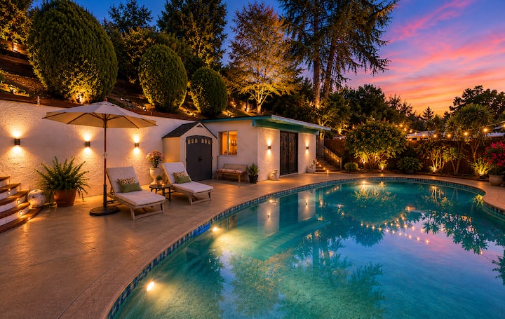 Resort Style House With A Pool - Hidden Hills, CA