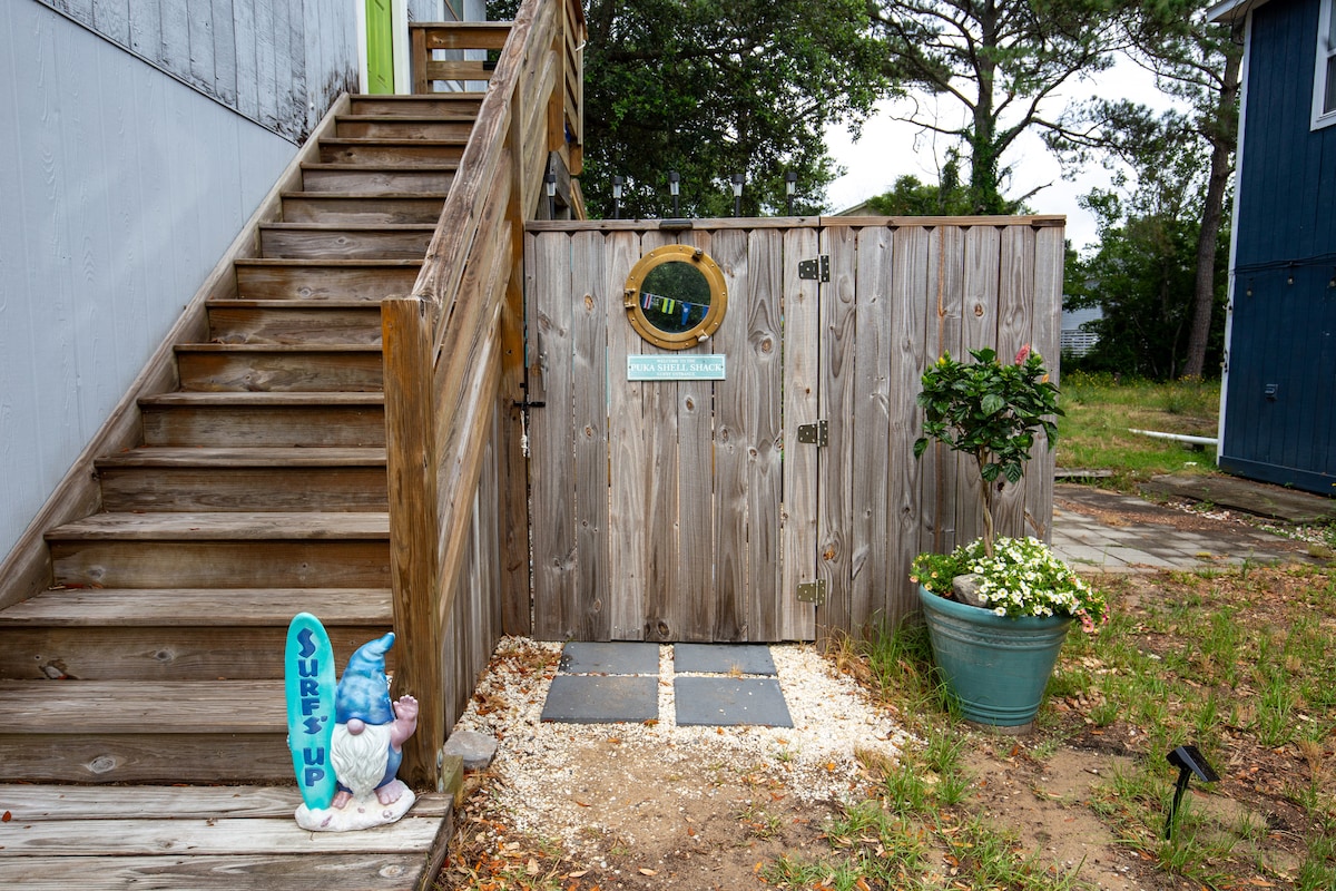 NEW! Pet-Friendly OBX Rental • Puka Shell Shack - Apartments for