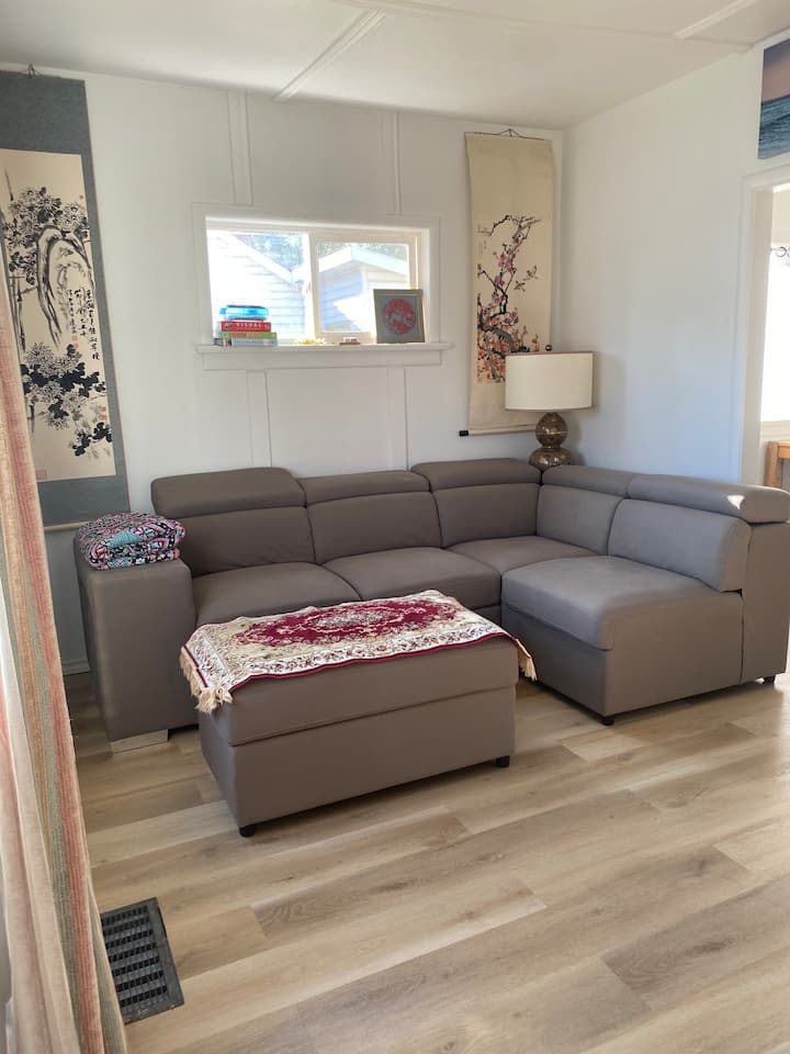 Cozy 1br/1ba Half-duplex - Grande Prairie