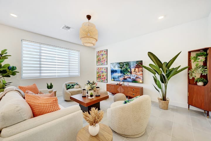 Beautiful Villa 6 Br•near Strip•arcade Game Fun - Las Vegas, NV