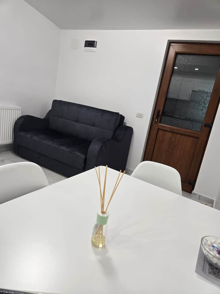 Apartament îNtreg - Focșani