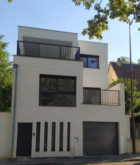 46 Villa Jaccuzi Airbnb Paris and Disneyland