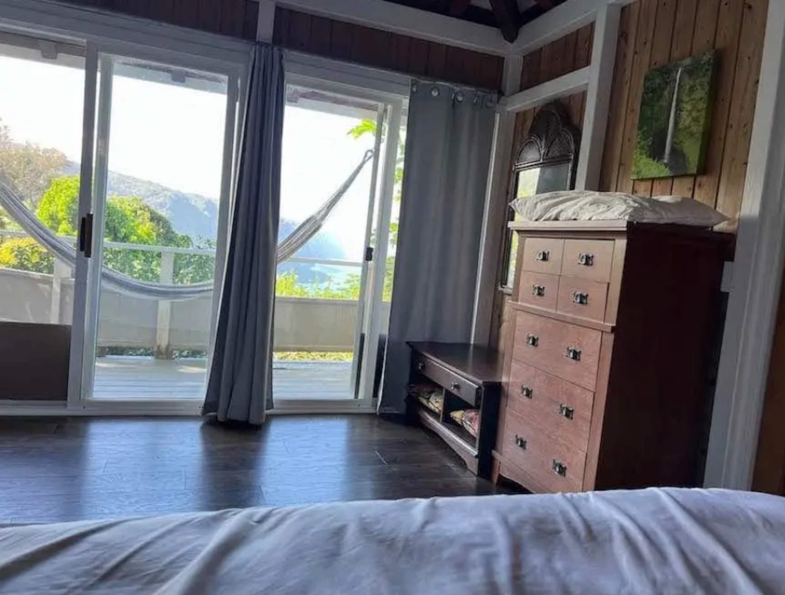 Hale Kukui - Orchard Cottage! Epic Views! - Image 37