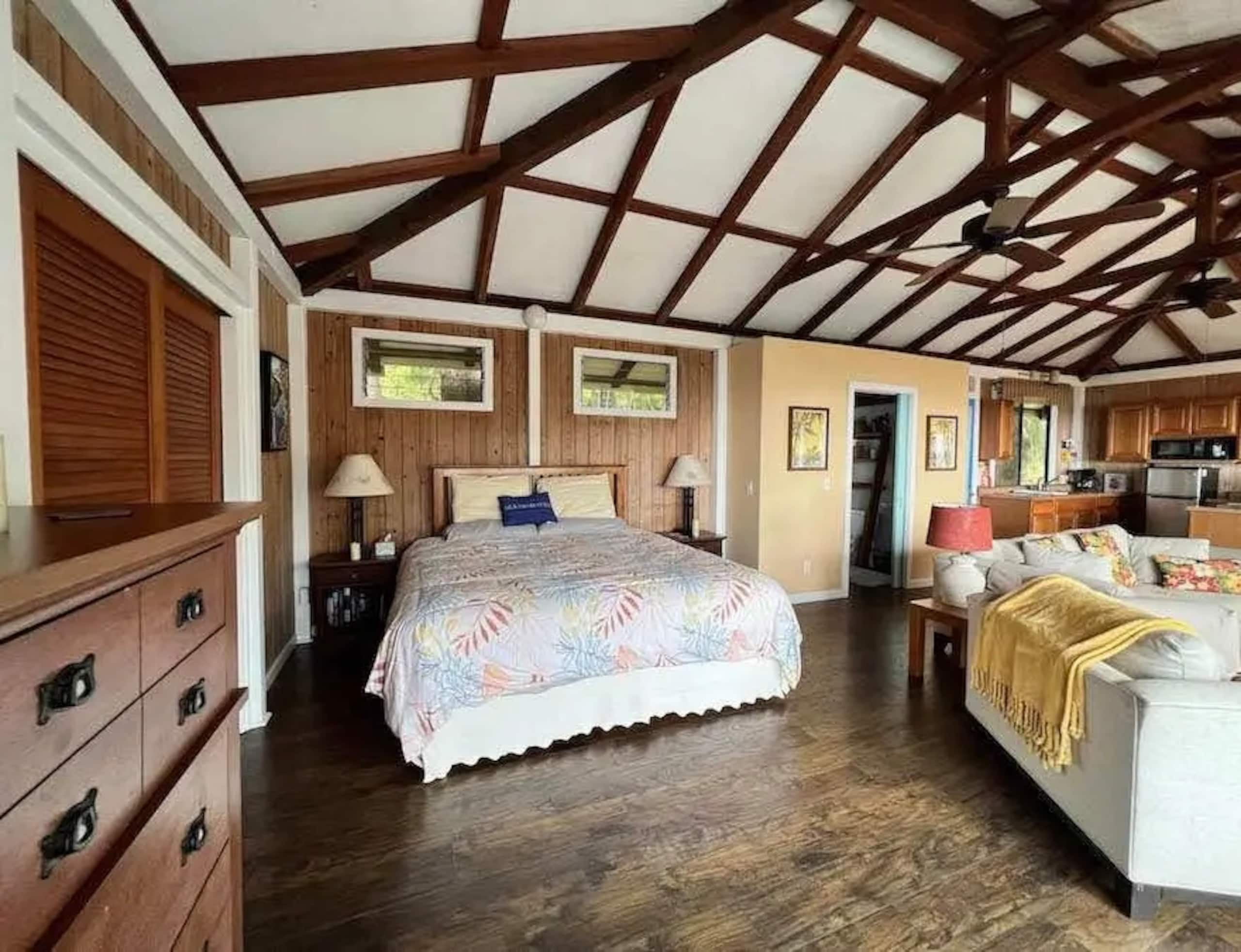 Hale Kukui - Orchard Cottage! Epic Views! - Image 36