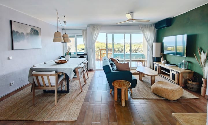 Calella Seaview 2br Apt | Pool • Terrace • Tennis - Llafranc