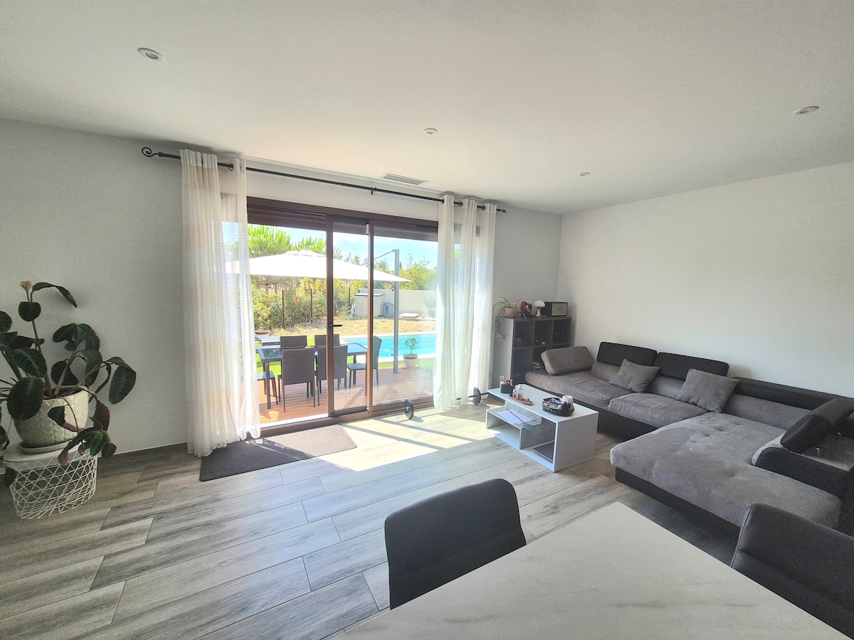 غرفة المعيشة