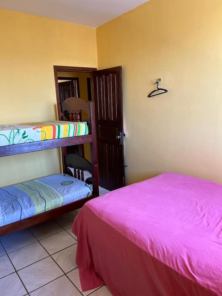 Schlafzimmer 2
