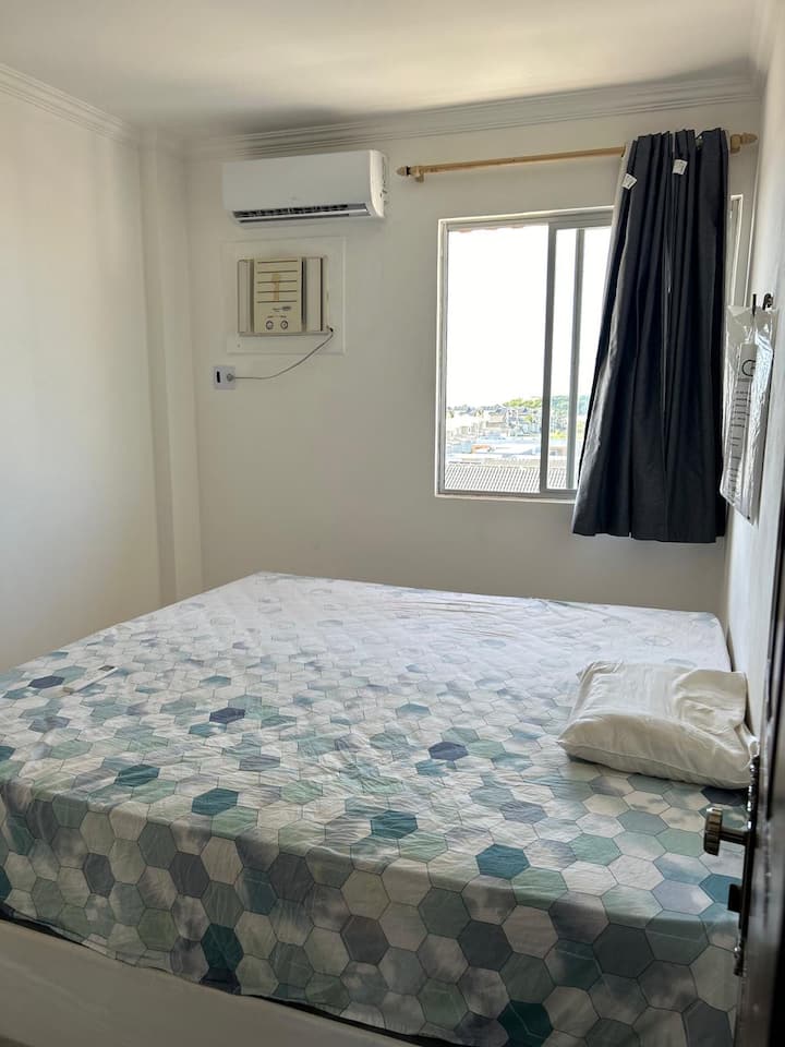 Schlafzimmer 1