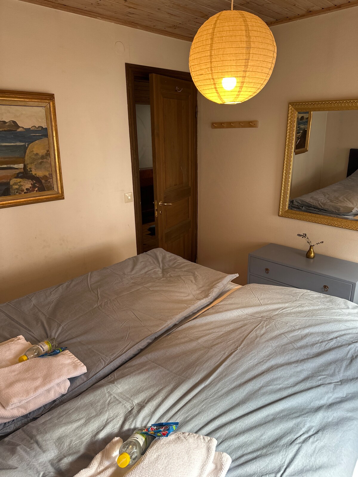 Hermosos colores sin vista en el segundo piso