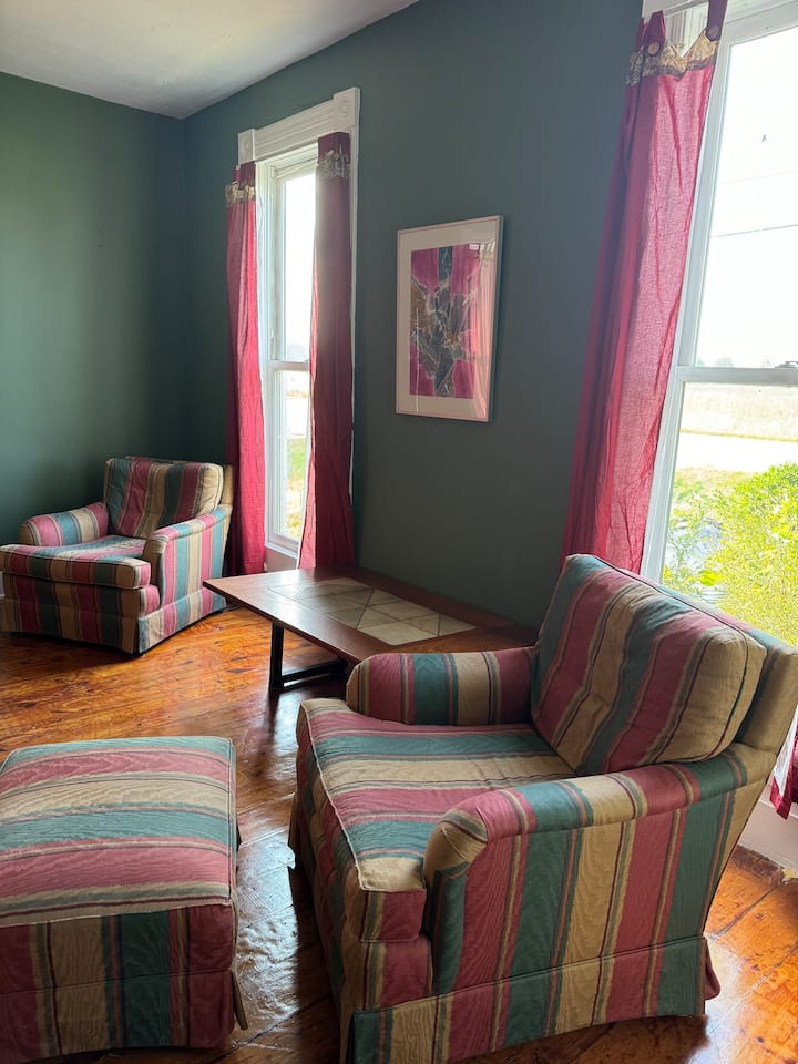 Country Charm …. Within A Mile Of Downtown Ys - Yellow Springs, OH