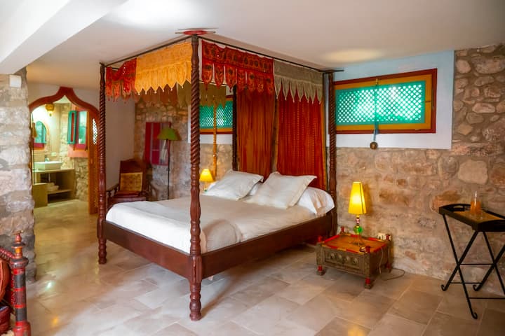 საძინებელი 4