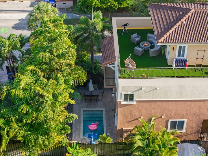 3 Story Pool Home Private Rooftop & Sunset Villa - Fort Lauderdale