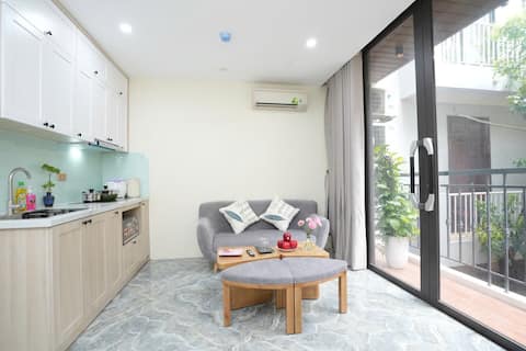 01 Bedroom - Contemporary - Stylish - Westlake