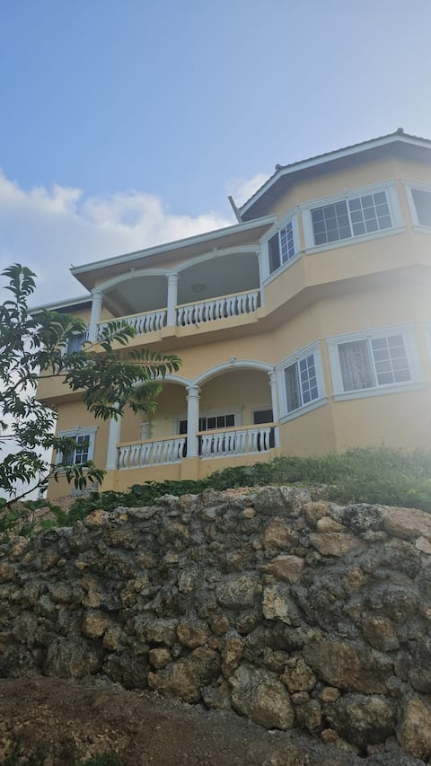 Sunset grove hideaway