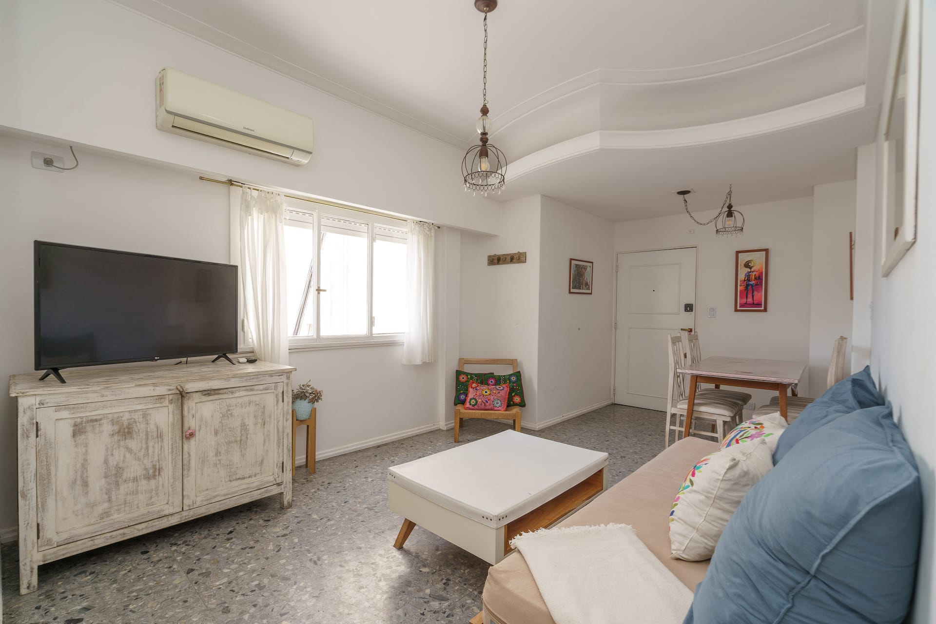 Apartamento com 1 quarto e terraço privativo com churrasqueira em Almagro