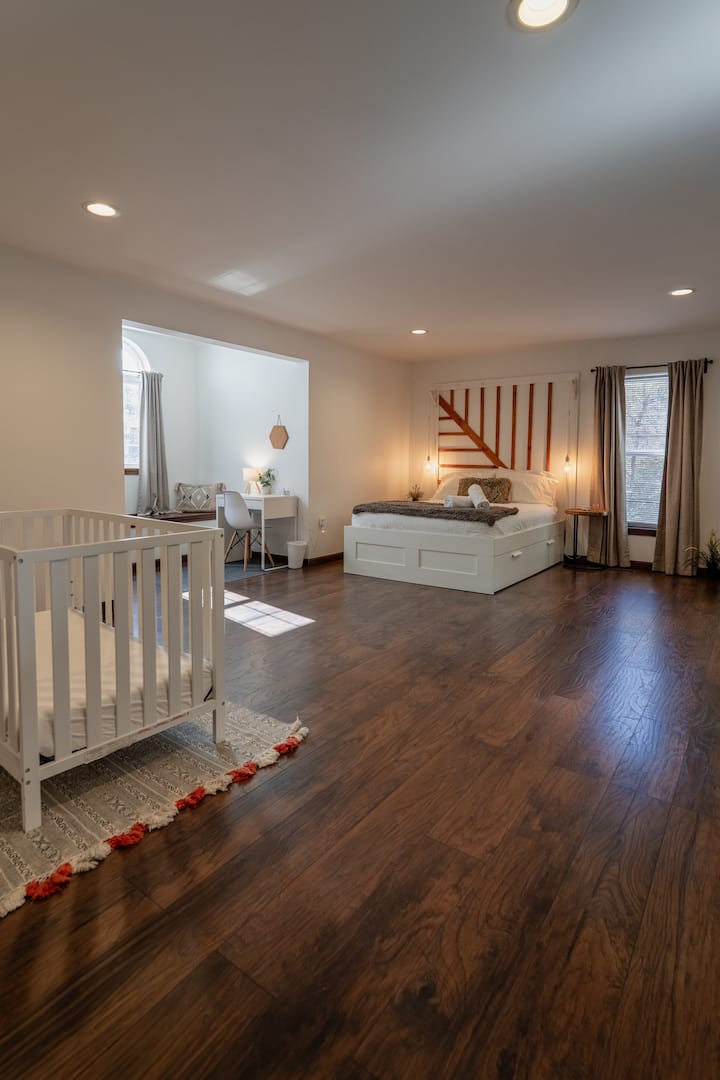 Dormitorio principal con baño en suite
