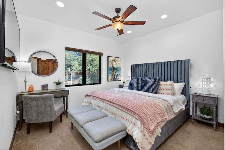 Scottsdale Casita w/ Pickleball & Putting & Views - Arizona