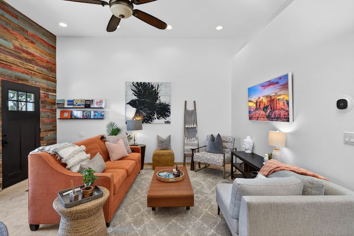 Scottsdale Casita w/ Pickleball & Putting & Views - Arizona