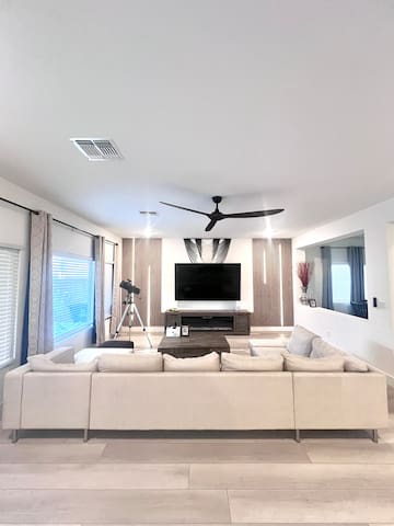 Charming Retreat 8683