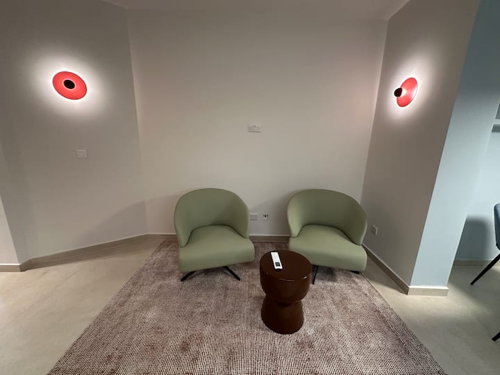 Modern Apt Near The Sea • Free Parking - Pembroke