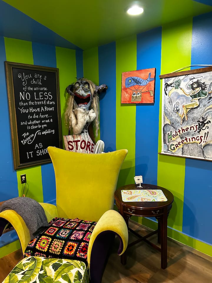 Gum Store Gallery Residence - White Sulphur Springs, WV
