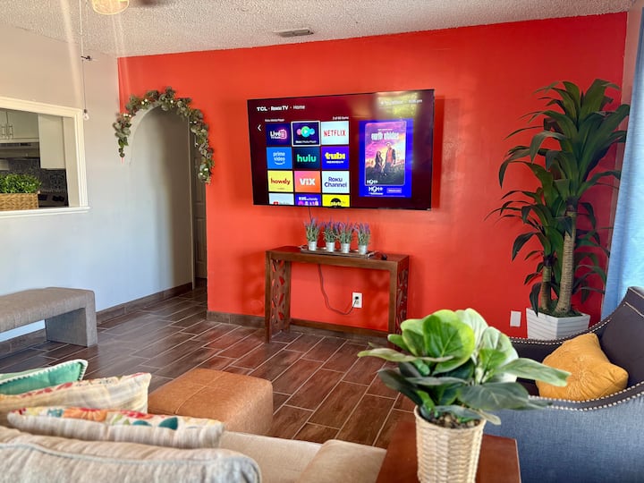 Casa Azul • Near Burlington, Ross And Walmart! - Eagle Pass, TX