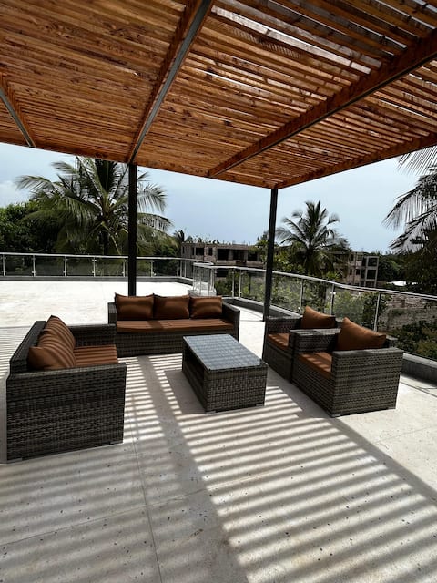 Serian Breeze•Family Villa Diani