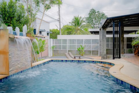Krabi Lively Pool Villa