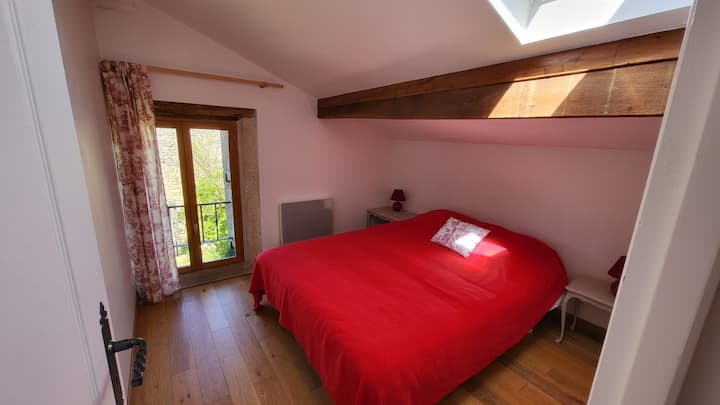 Gîte La Sonnette: slaapkamer 1 met dubbel bed
