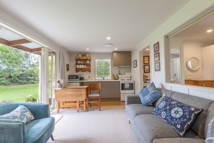 Beauly Farm Stay Cottage-cute & Cosy - Geraldine
