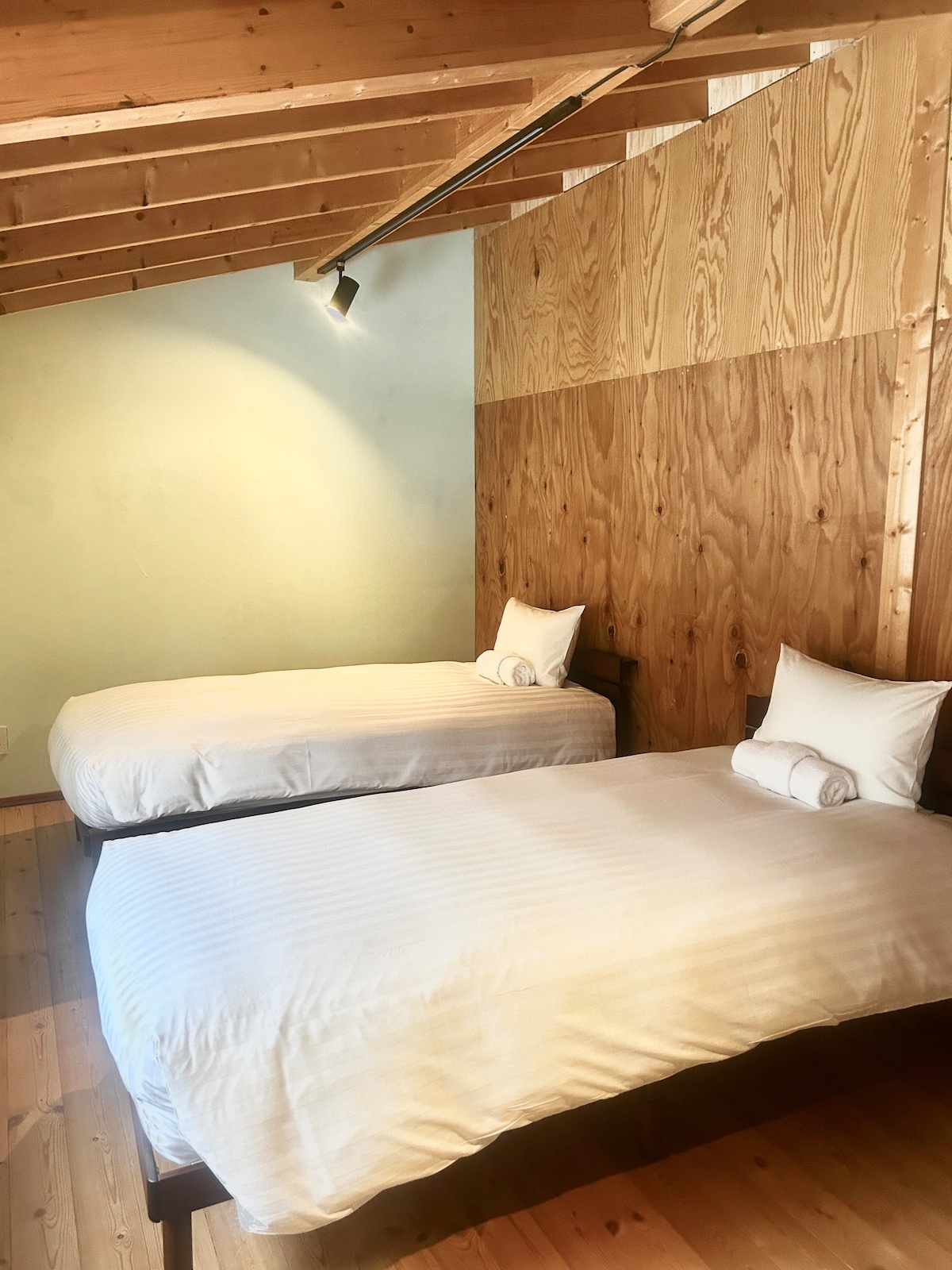 საძინებელი 3