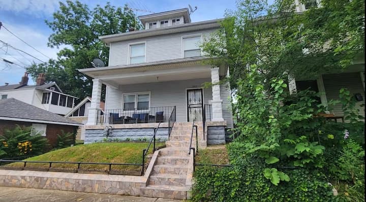 Luxurious 4br Home Newly Renovated Churchill Downs - Louisville, KY