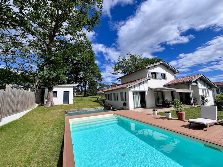 Villa Familiale Pour 8 Entre Mer Et Montagnes - Ustaritz