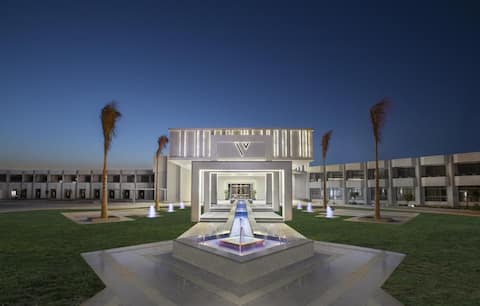 Luxury chalet, beach front