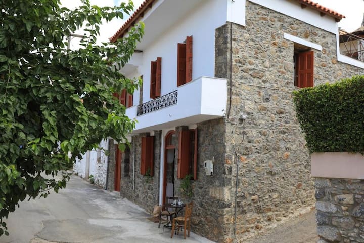 Kaldi's Traditional House - Kaminaki