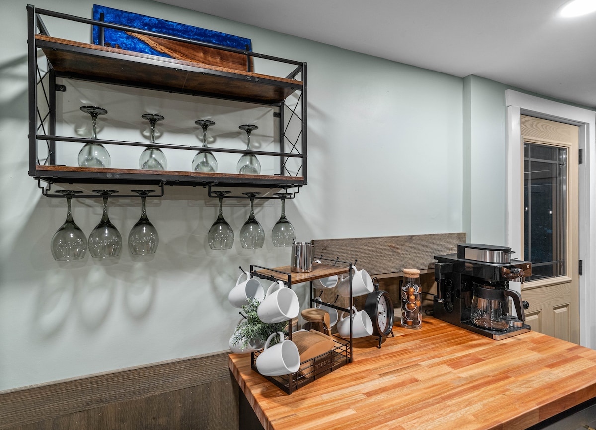 Full kitchen image 5 at Misty Hollow Acres in Emporium
