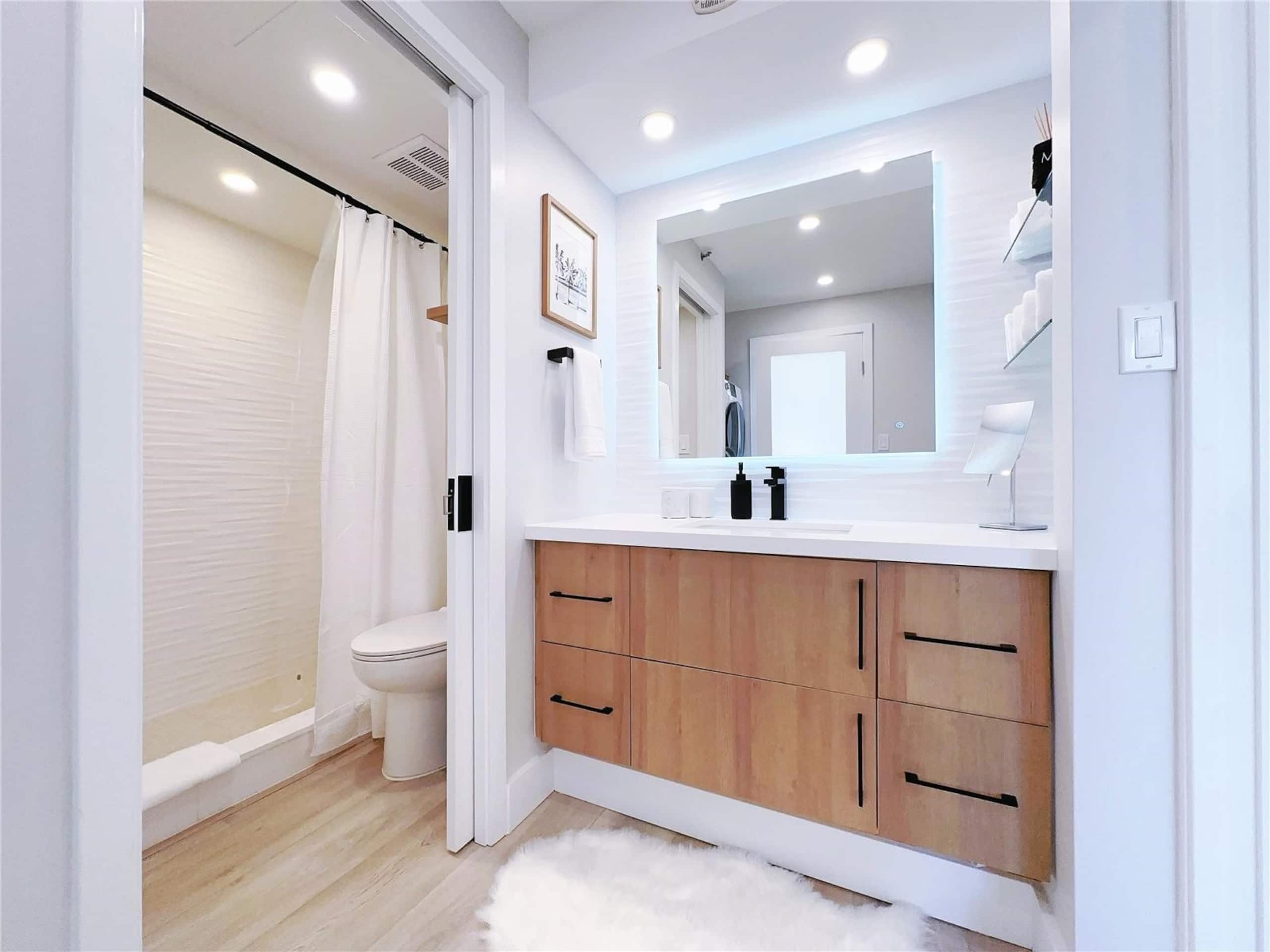 Huge patio | Luxury | Washer | Free park | 5'Beach - Image 15