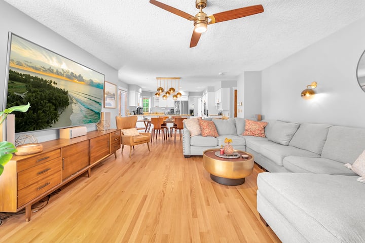 5bdrm,heated Pool, Hot Tub, Sauna. - Portland, OR