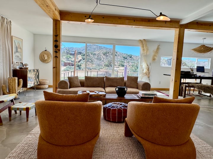 High Desert Views, Pool, Fireplace Bbq & Hammocks - Yucca Valley, CA