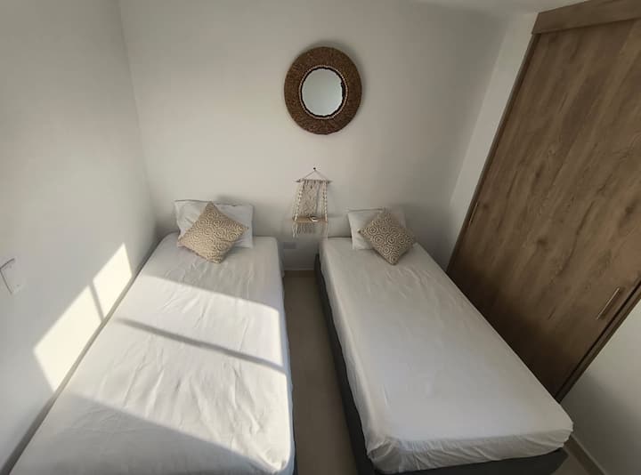 Dhomë gjumi 2