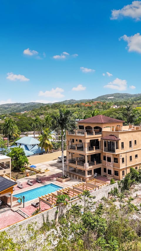 Spacious Villa for Large Groups in St Ann, Jamaica
