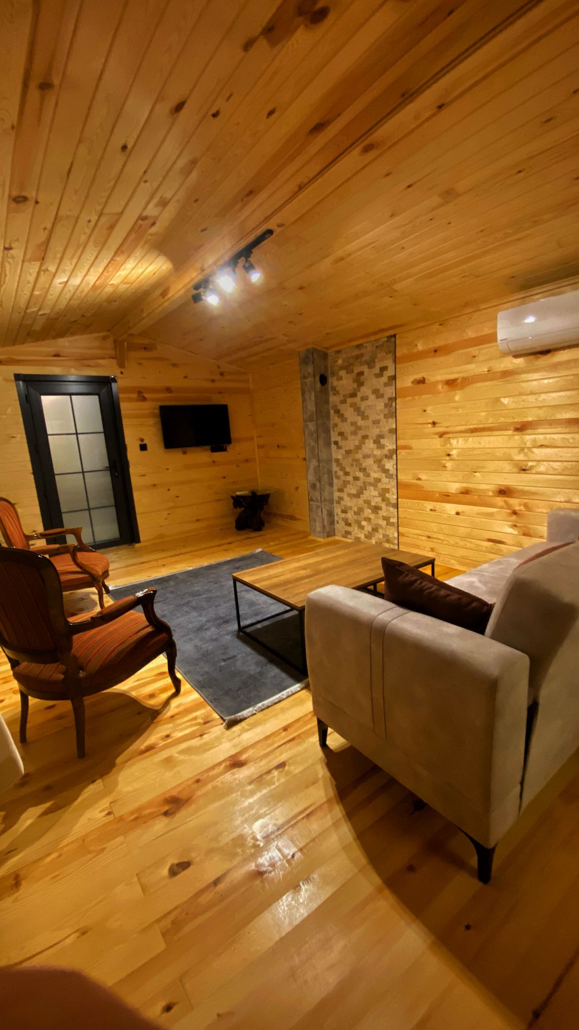 No:2 Şehirden Kaçış, Doğada Konaklama