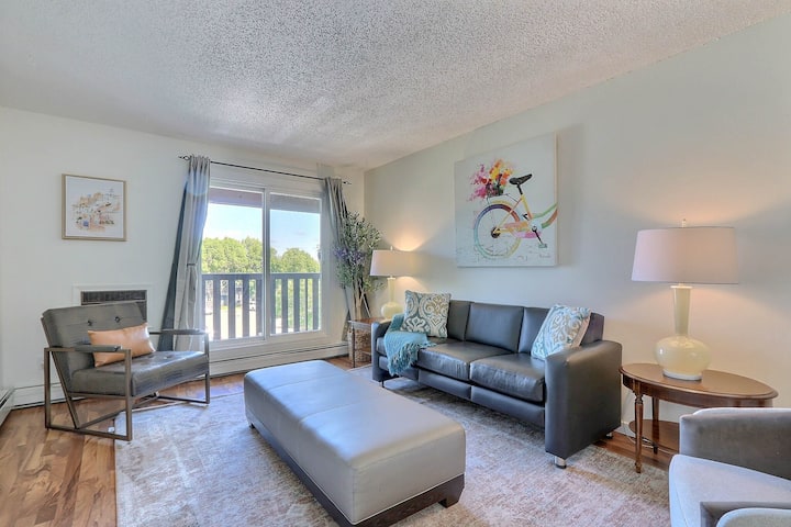 Modern Condo | Safe &Convenient - Prince Albert