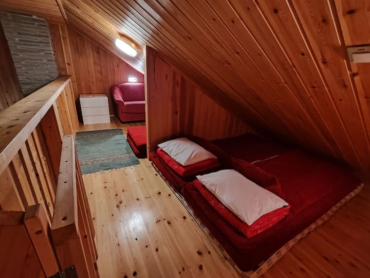 غرفة النوم 2