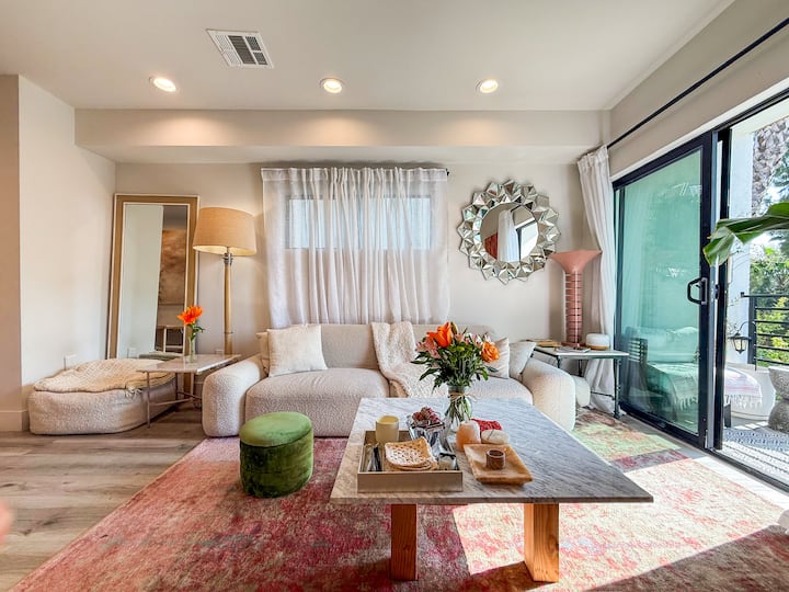 Mid-Century Modern Bedroom