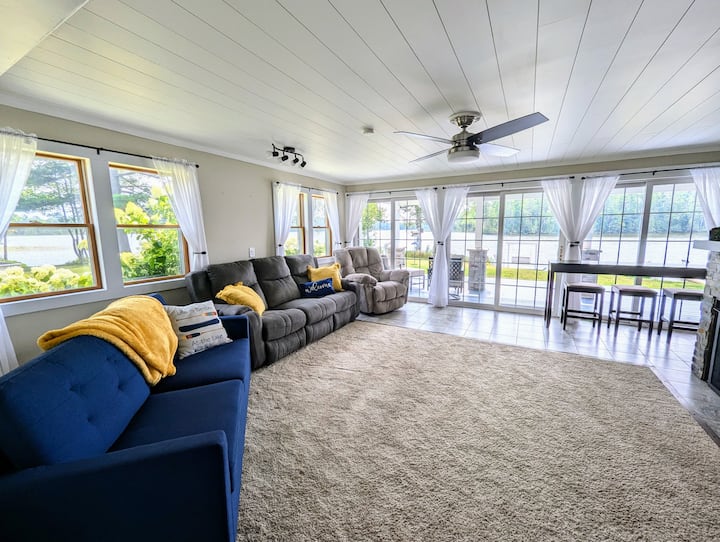 غرفة المعيشة