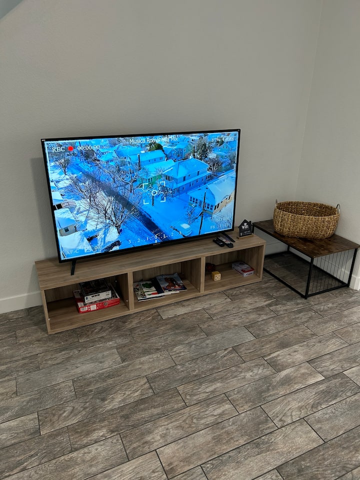Quiet, Clean Apartment For Relaxation! - Las Vegas, NV